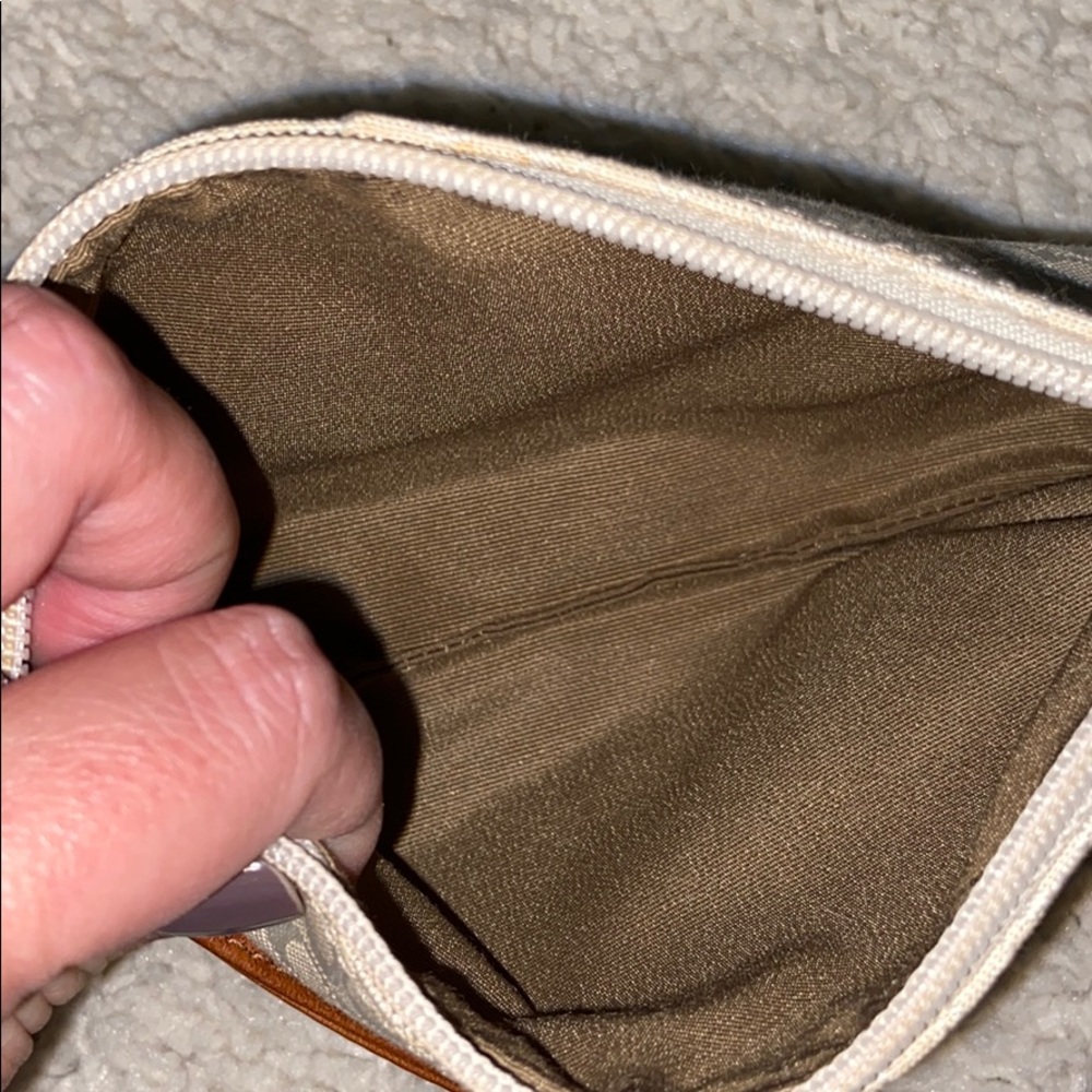 Coach wristlet - Picture 4 of 5